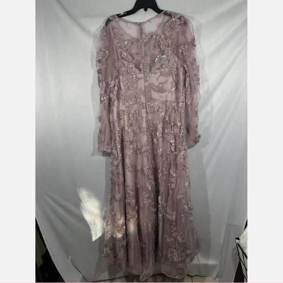 NWT $598 Mac Duggal [ 20 ] Embroidered Illusion High Neck A Line Gown Lilac Mauv - Picture 7 of 15